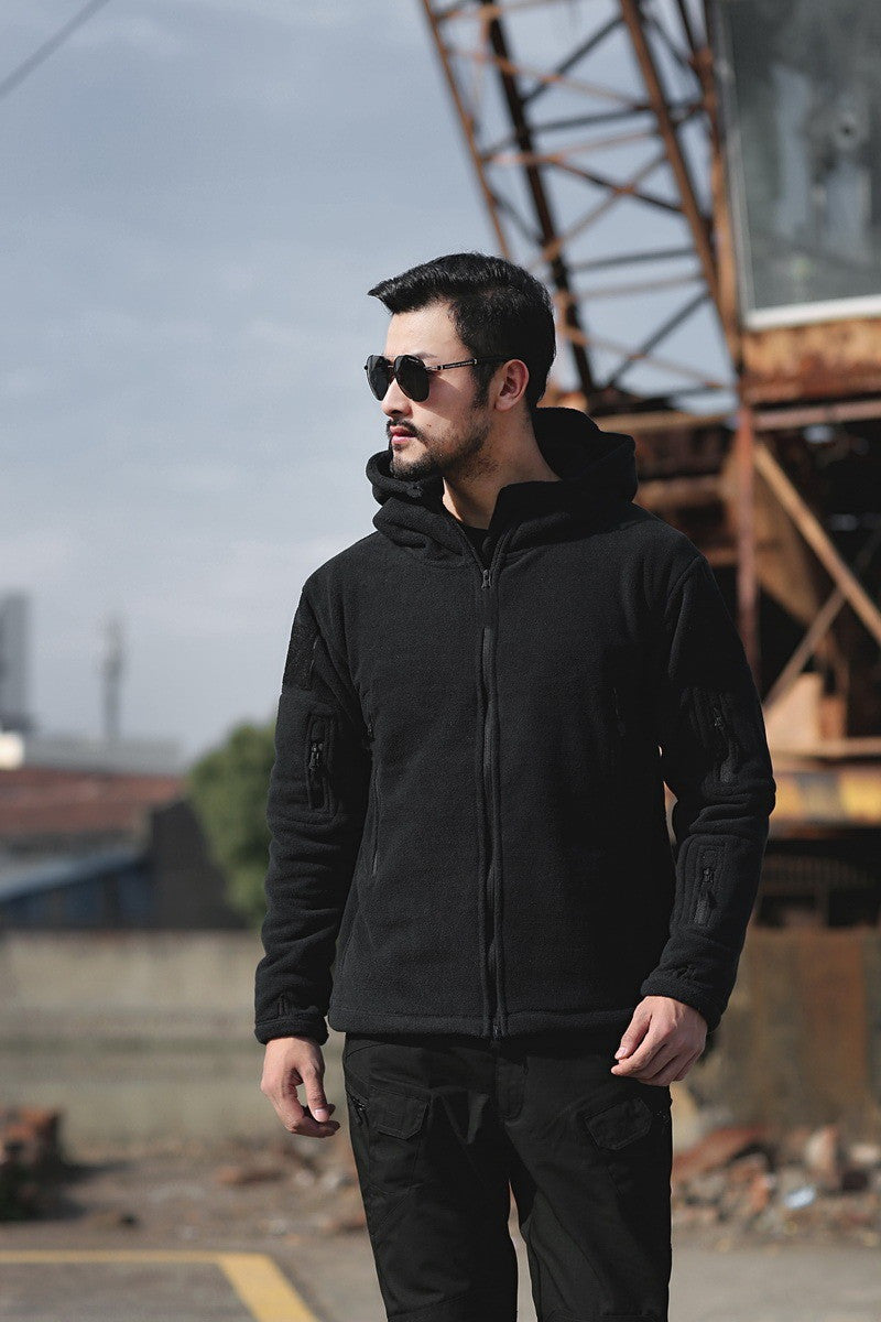 Veste en polaire pour hommes avec plusieurs poches et col de capuche ajustable Chic und Stil