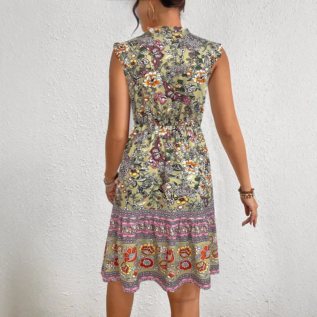 Robe midi d'été femme avec un motif floral ludique et une coupe décontractée Chic und Stil