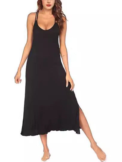 Robe maxi aérienne pour femmes avec des bretelles spaghetti fines et des fentes latérales Chic und Stil