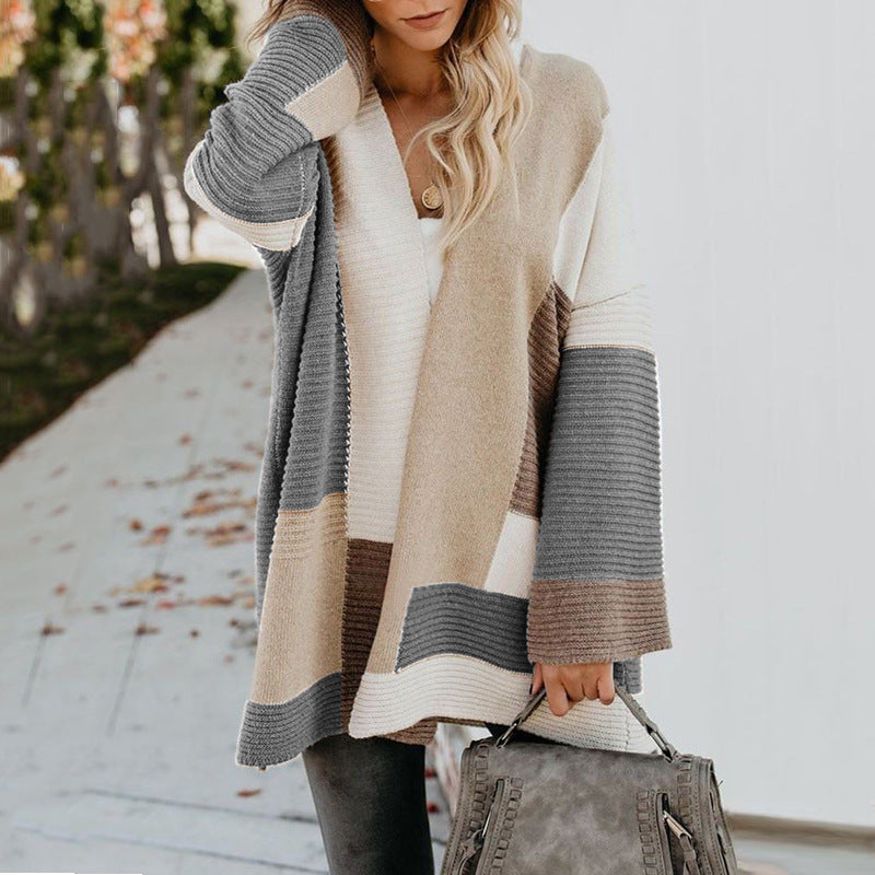 Cardigan féminin à la mode avec tricot doux et manches spacieuses Chic und Stil