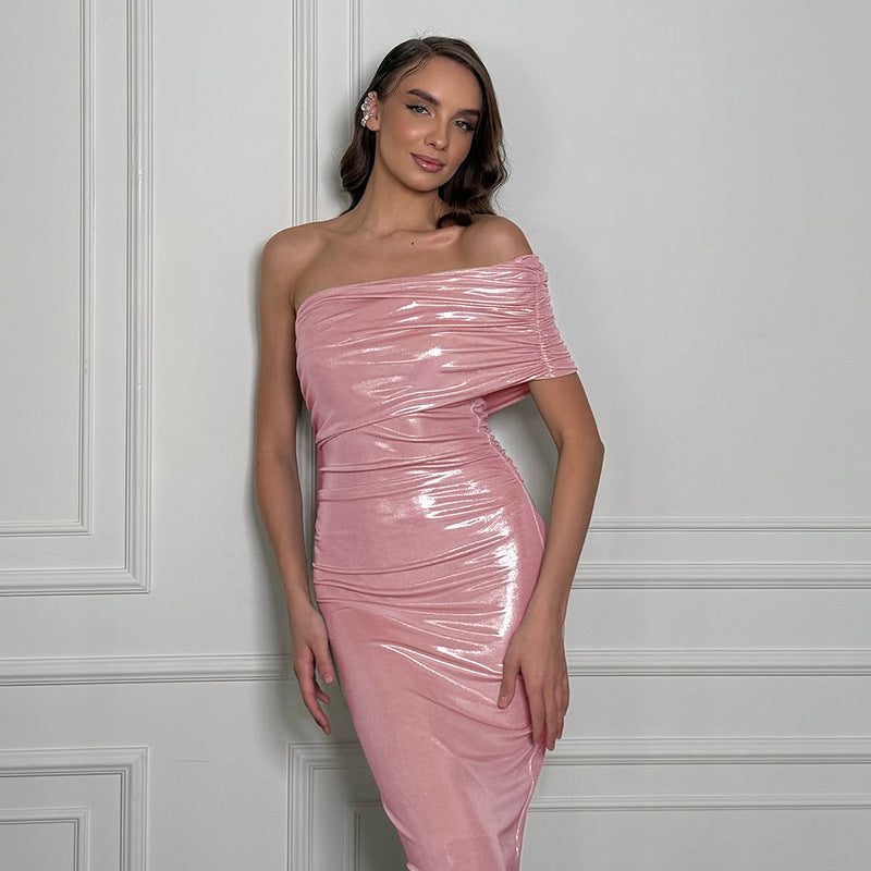 Robe de soirée à volants épaules découvertes Chic und Stil 1751522214