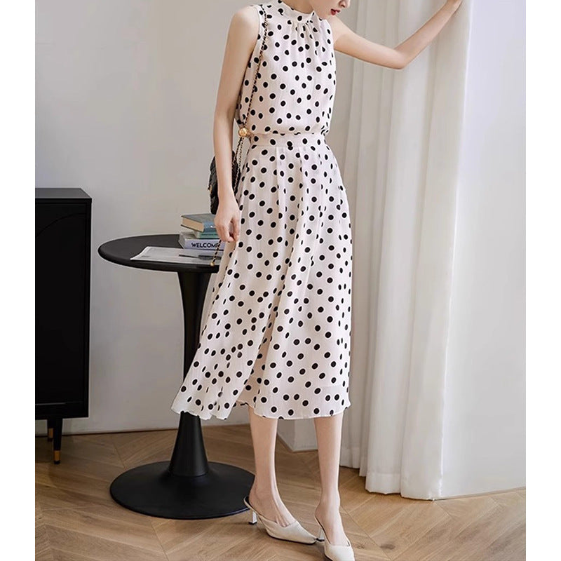 Robe midi à pois pour femme avec design à col haut Chic und Stil