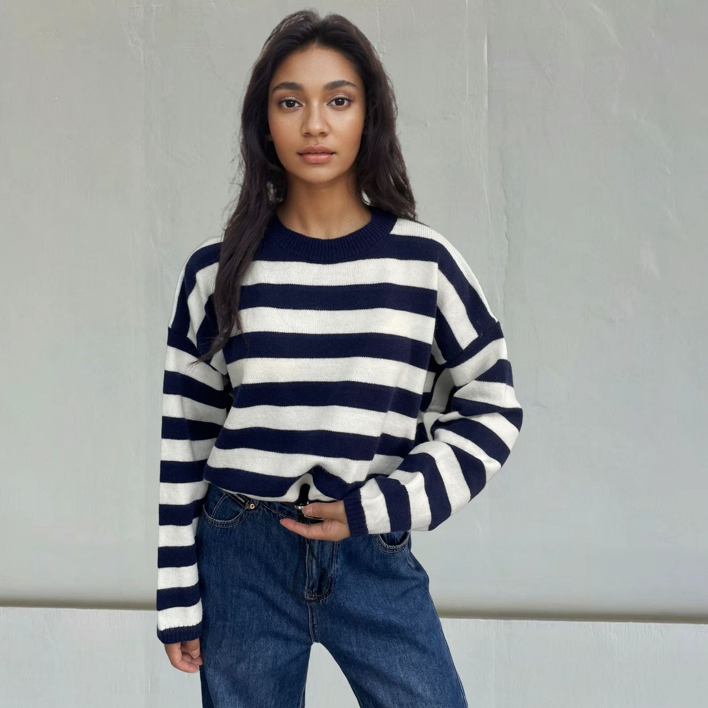 Pull femme décontracté en rayures avec coupe large et cordon de serrage Chic und Stil