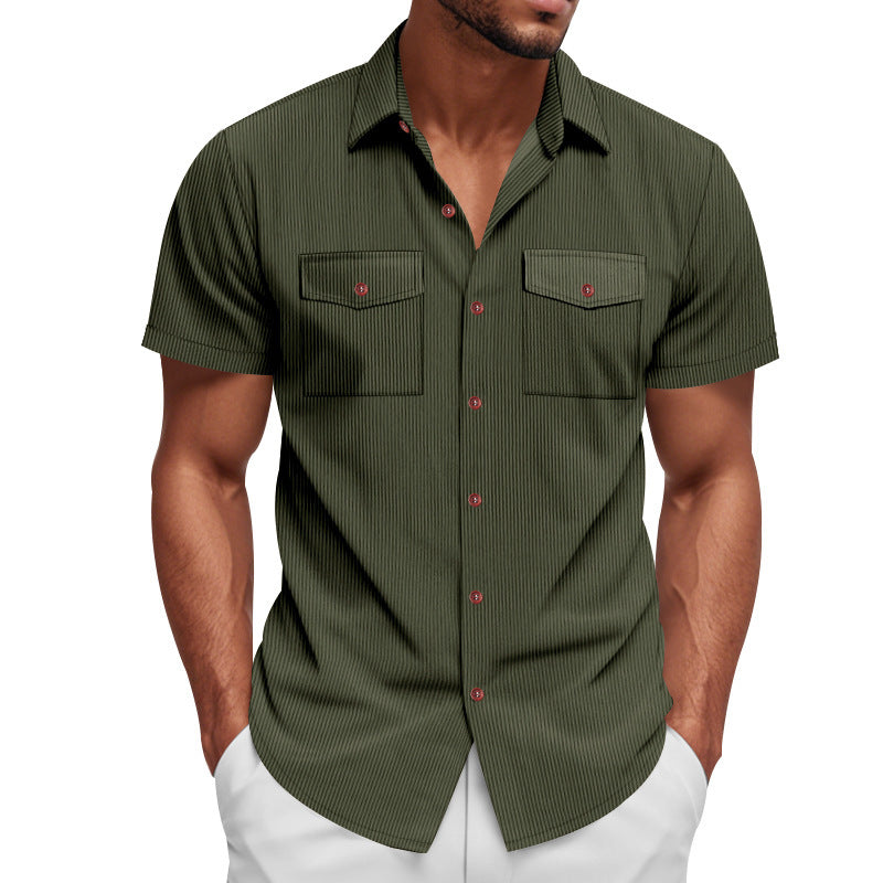 Chemise à manches courtes rayée pour hommes avec deux poches poitrine pratiques Chic und Stil