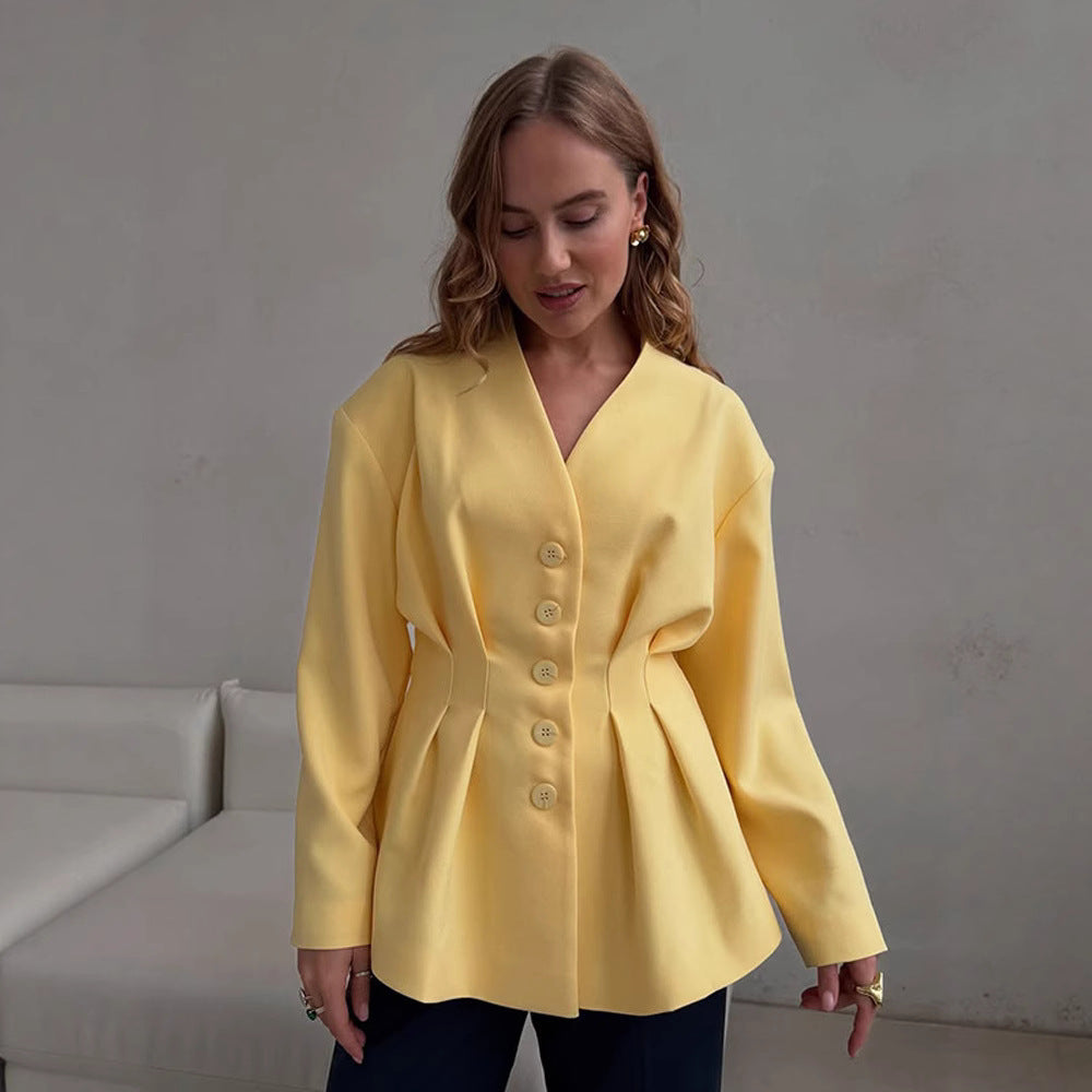 Blazer pour femmes avec une coupe cintrée et des détails de bouton élégants Chic und Stil