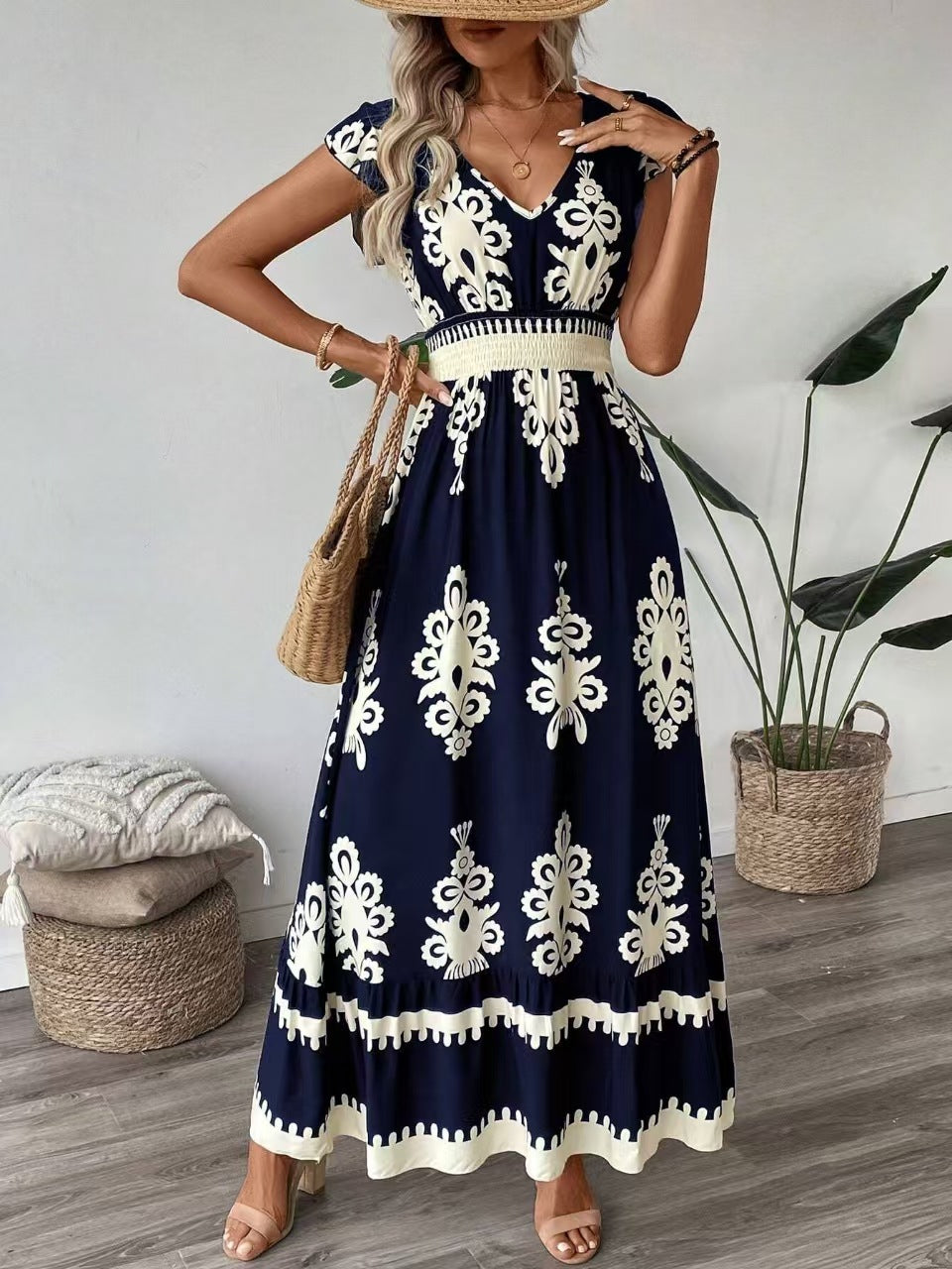 Women's Bohemian Floral Maxi Dress with Smock Waist Chic and Style