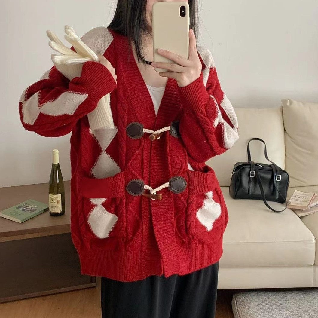 Cardigan pour femmes en tricot épais avec motif losange romantique et boutons en bois décoratifs Chic und Stil