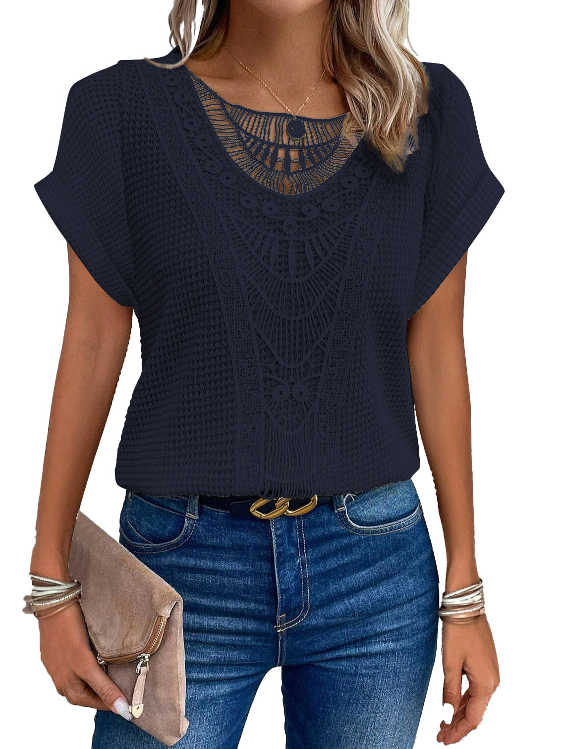 Women's crossover neckline top with a refined crochet pattern Chic und Stil