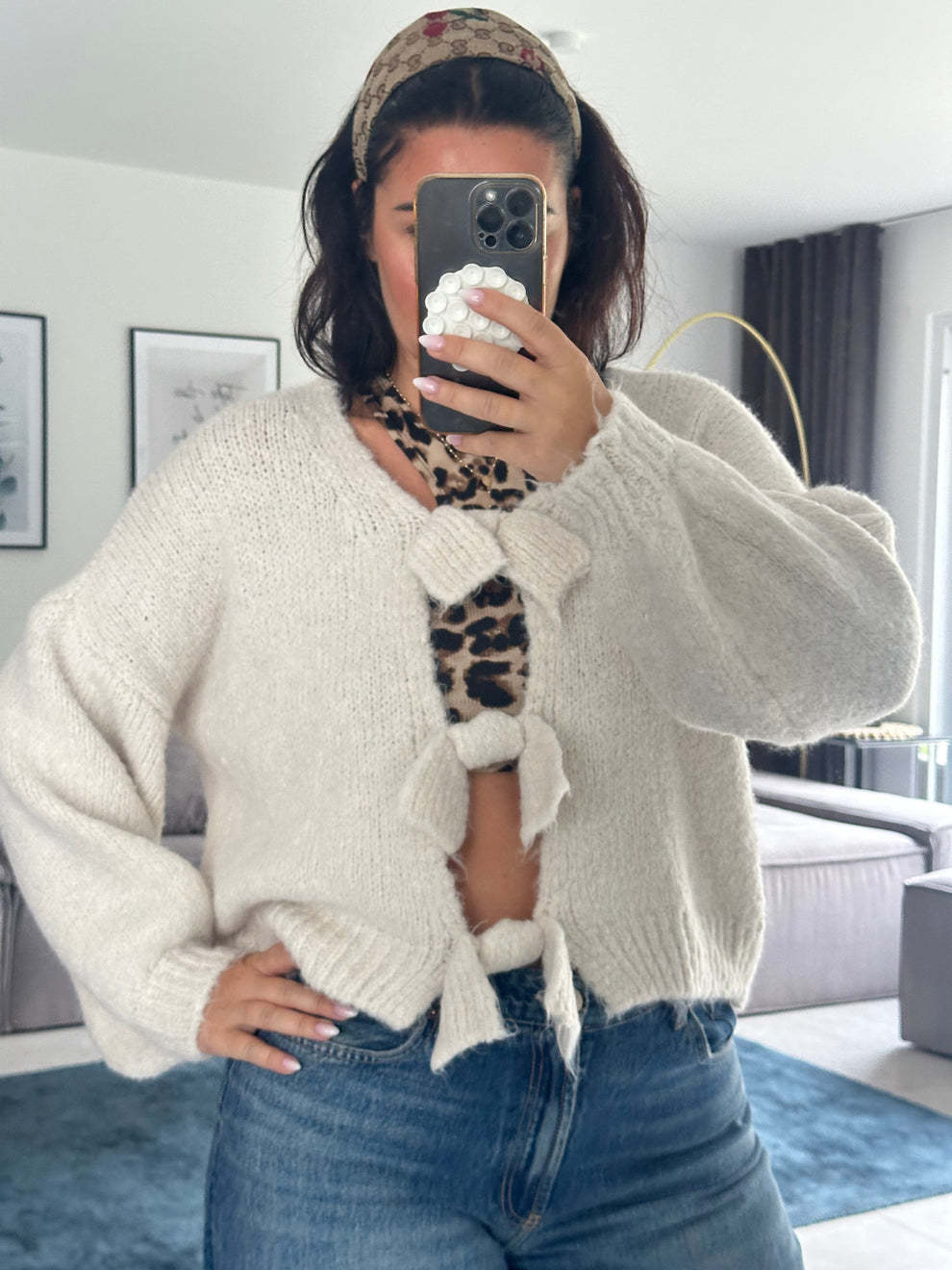 Dames Cardigan douillet avec des nœuds décoratifs et une coupe large Chic und Stil