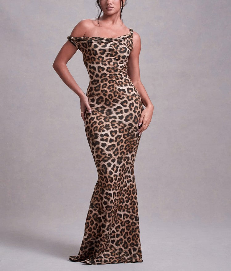 Robe maxi bodycon décolleté off-shoulder Chic und Stil