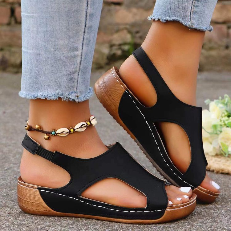 Sandales confortables pour femmes avec design à sangle ajustable et semelle anatomique Chic und Stil