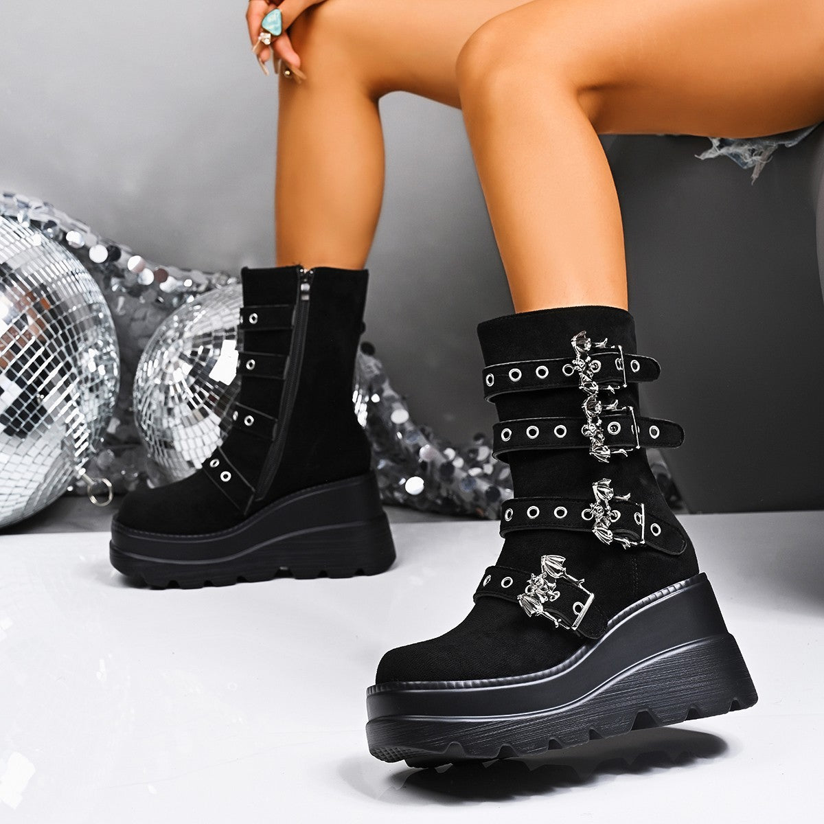 Bottines à talons compensés pour femmes avec boucles tendance et semelle antidérapante Chic und Stil