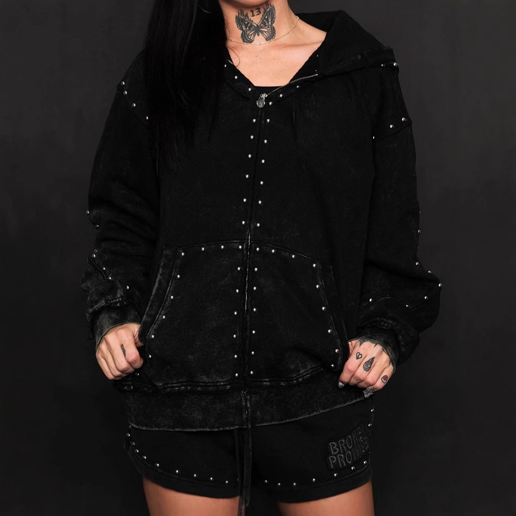 Veste à capuche pour femmes avec ornements en clous et coupe décontractée Chic und Stil