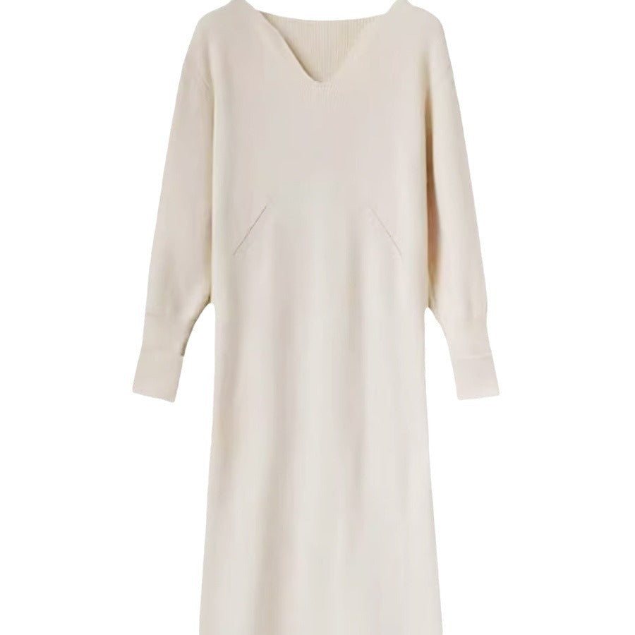 Robe en tricot pour femmes avec décolleté en V profond et structure spécialement conçue Chic und Stil