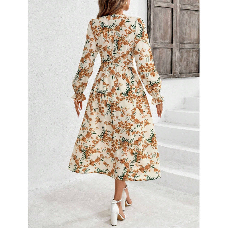 Robe maxi pour femmes avec une coupe élégante et un design floral Chic und Stil