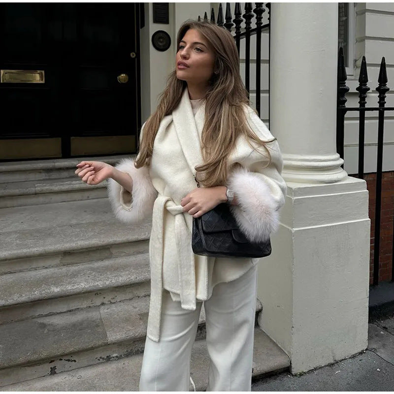 Dames Élégante veste à nouer avec des manches en fausse fourrure Chic und Stil