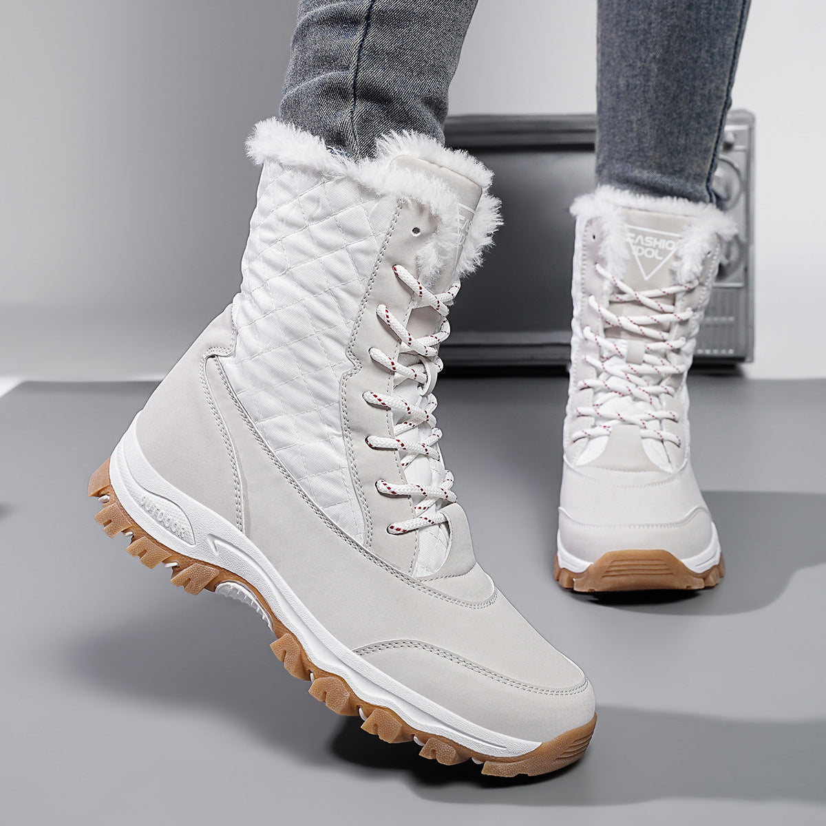 Bottes d'hiver pour femmes avec doublure intérieure isolante et semelle extérieure antidérapante Chic und Stil