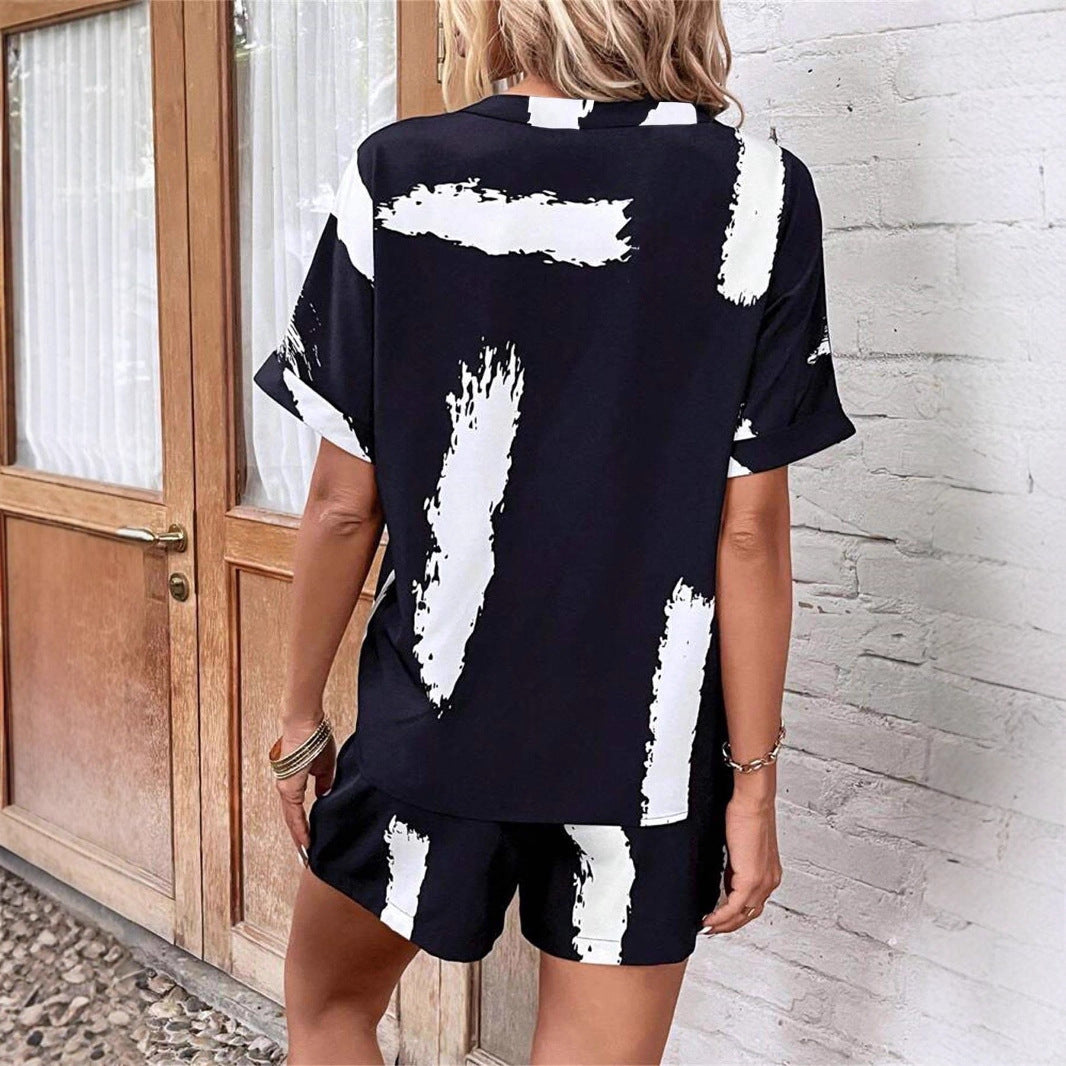 Salopette d'été pour femmes avec un élégant décolleté en V et des poches pratiques Chic und Stil