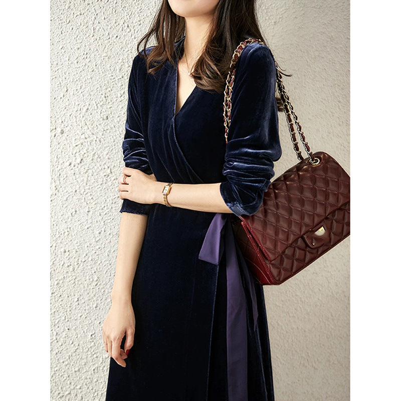 Robe enveloppante en velours élégant pour femmes Chic und Stil