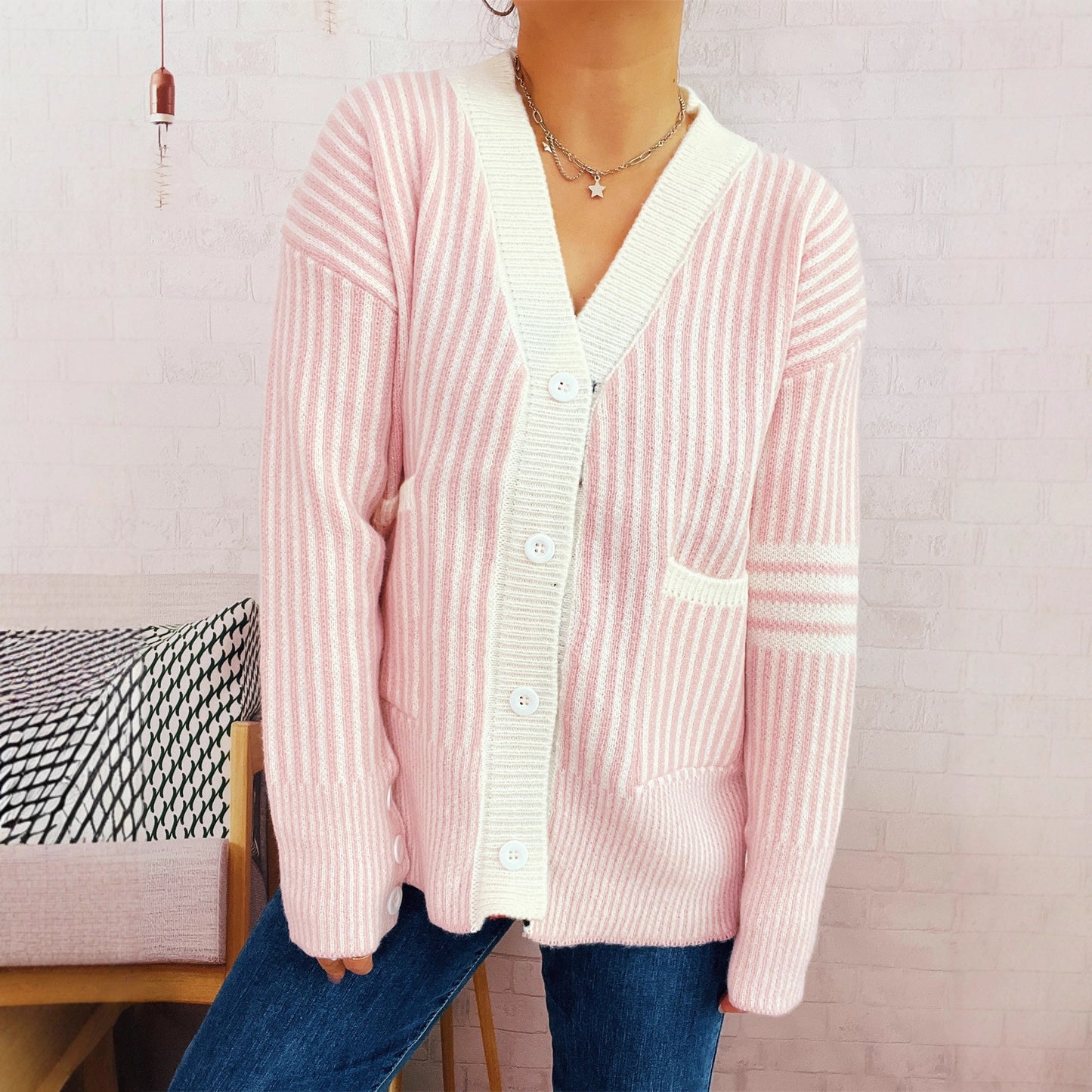Pull en tricot pour femmes avec motif rayé à la mode Chic und Stil