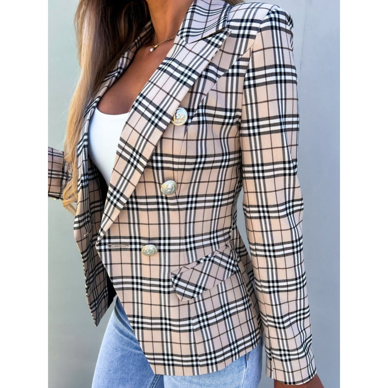 Blazer à carreaux pour femmes au design moderne avec double rangée de boutons et détails élégants Chic und Stil
