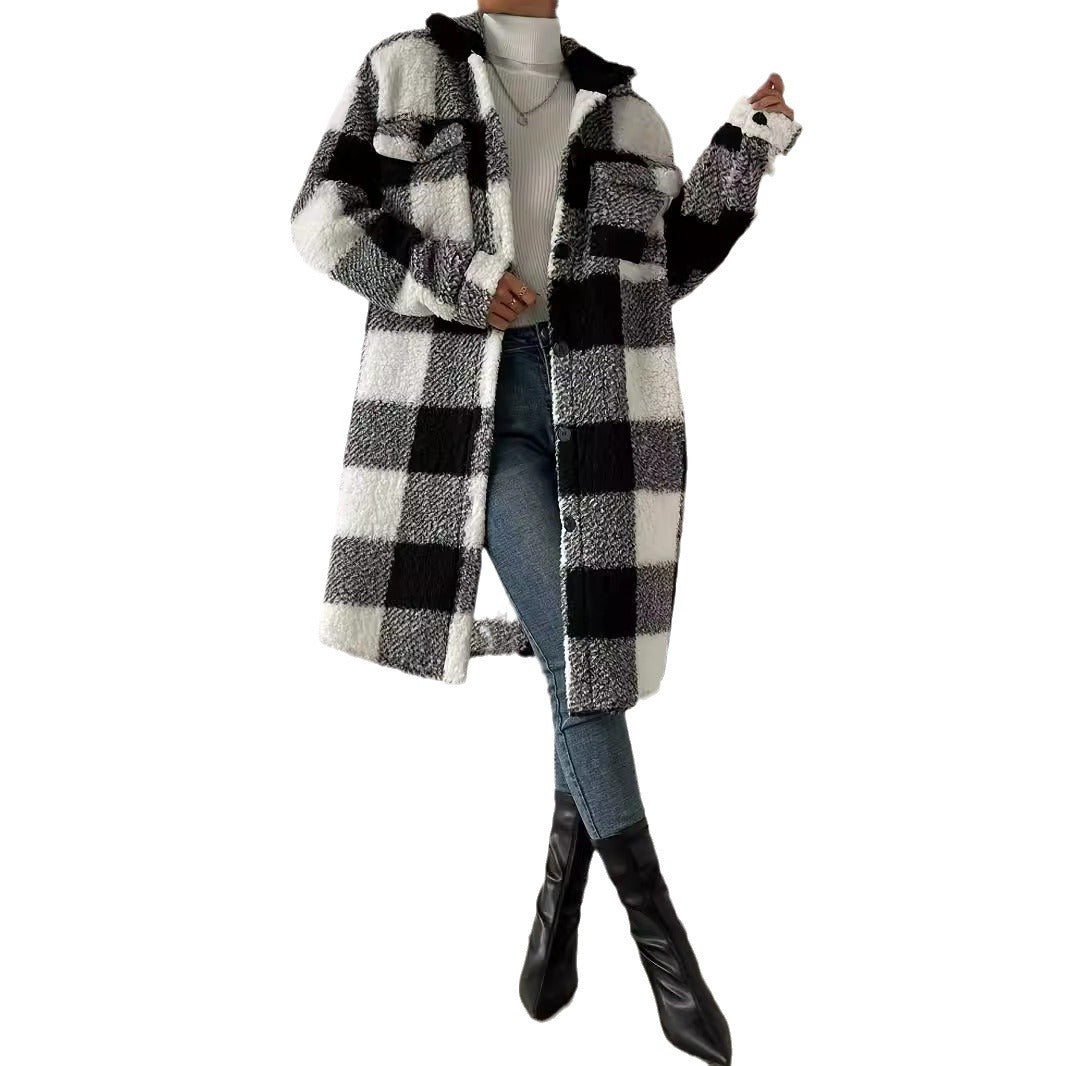 Dame Teddy-pull à capuche avec motif à carreaux et poches pratiques Chic und Stil