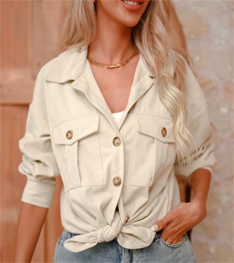 Veste utilitaire pour femmes avec un traitement détaillé des boutons et des poches Chic und Stil