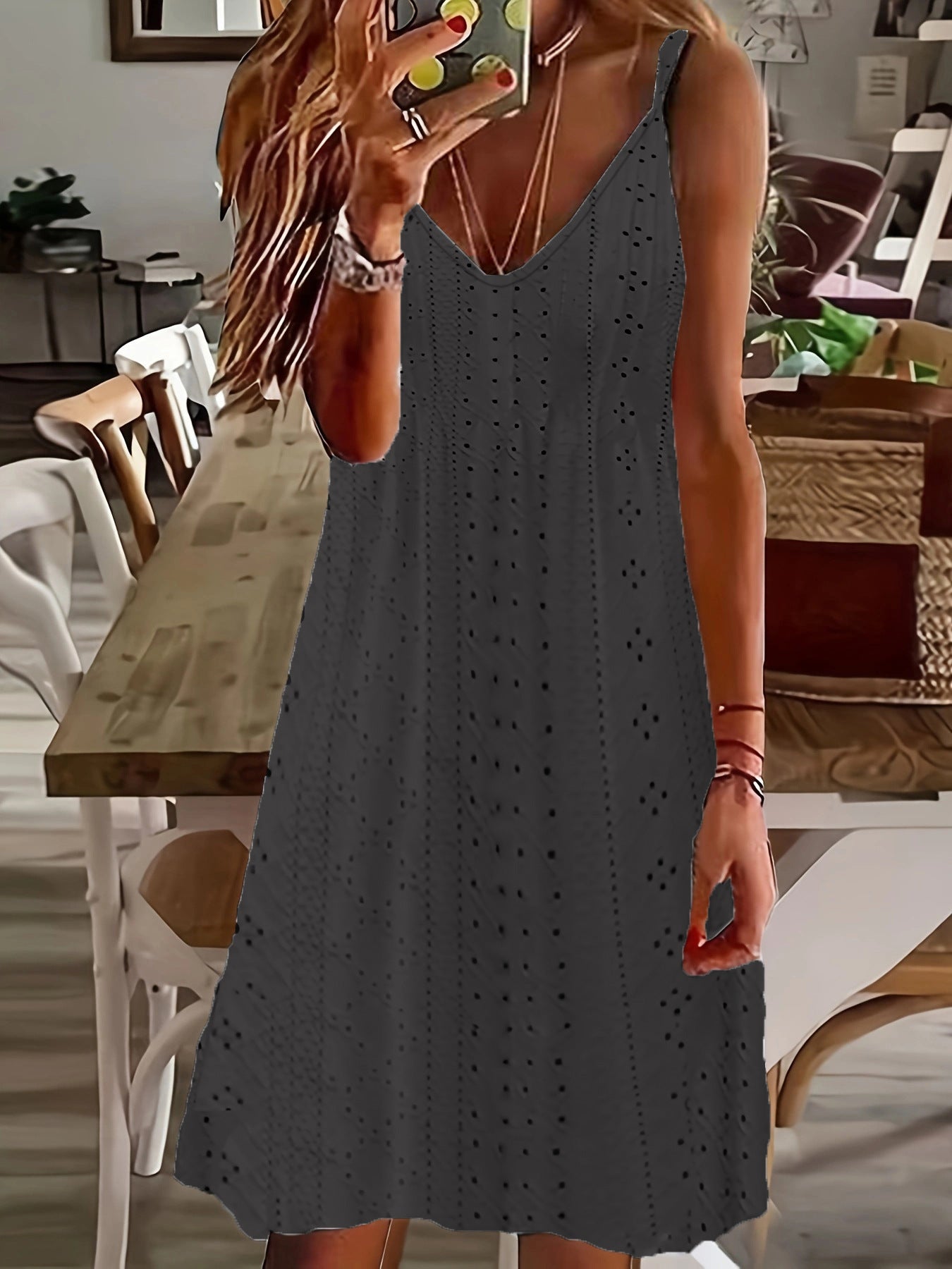 Robe slip légère brodée pour femmes Chic und Stil