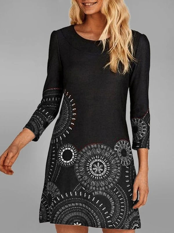 Robe pour femmes avec un design mandala unique et une coupe élégante Chic und Stil