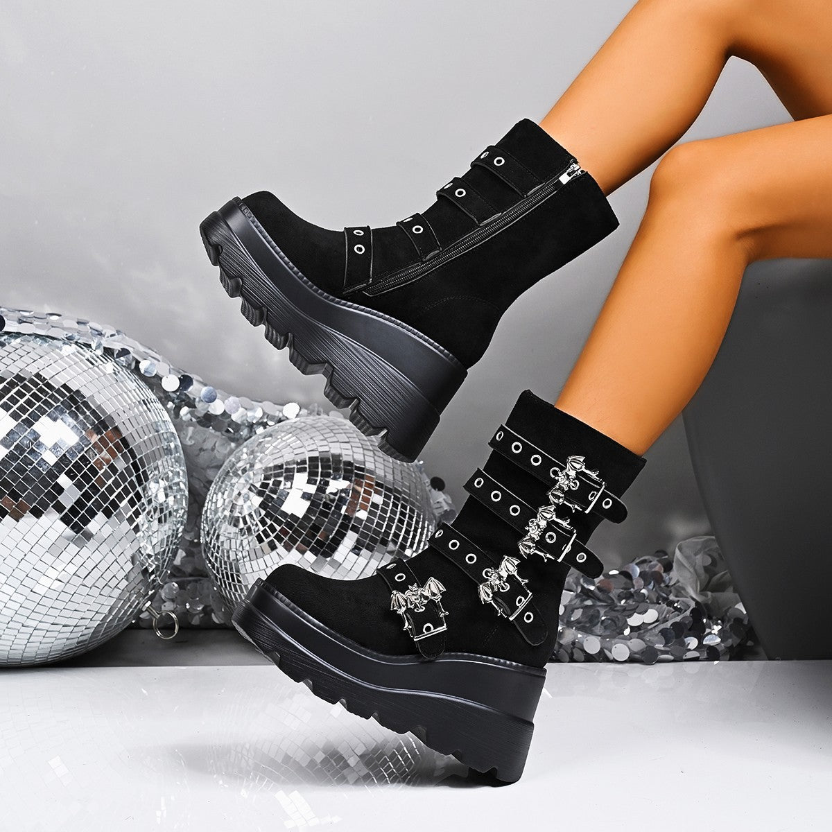 Bottines à talons compensés pour femmes avec boucles tendance et semelle antidérapante Chic und Stil