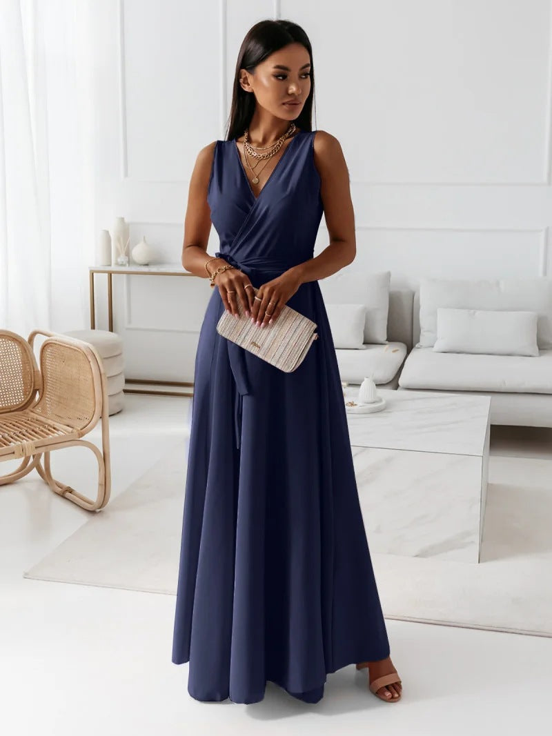 Robe maxi pour femmes avec look d'enveloppement et décolleté en V profond Chic und Stil