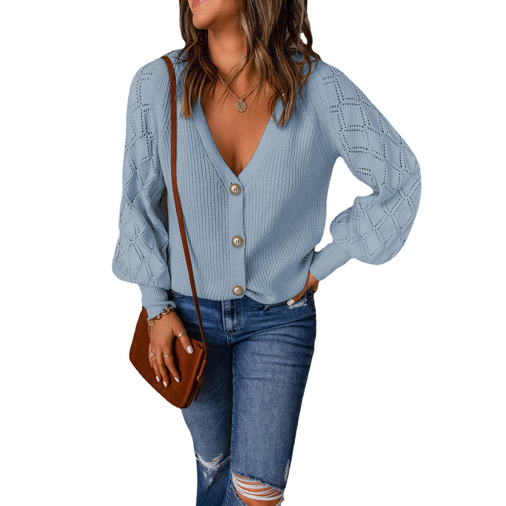 Dame cardigan avec motif de côtes romantique et détails de boutons élégants Chic und Stil