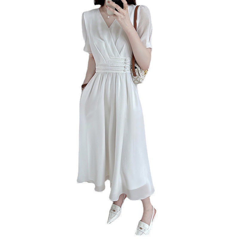 Robe enveloppante élégante pour femmes avec détail plissé Chic und Stil