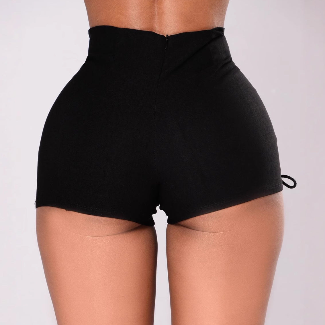 Shorts Taille Haute pour Femmes avec Détails en Laçage et Taille Élastique Chic und Stil