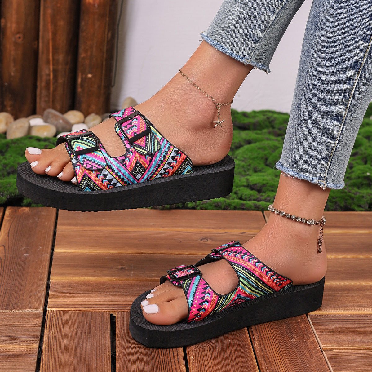 Sandales confortables réglables à motifs pour femmes Chic und Stil