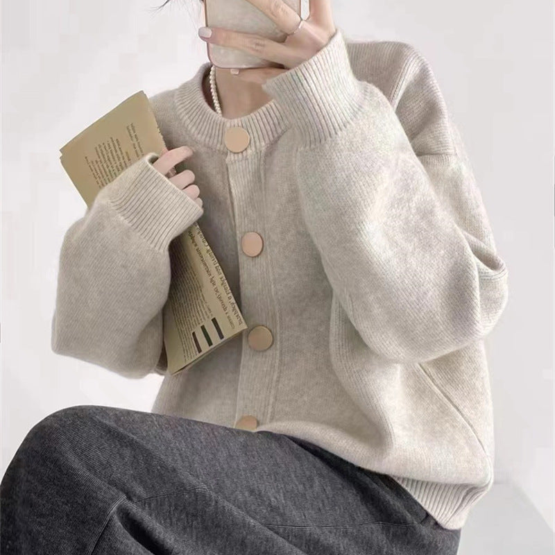 Cardigan en tricot décontracté pour femme avec des boutons contrastants Chic und Stil