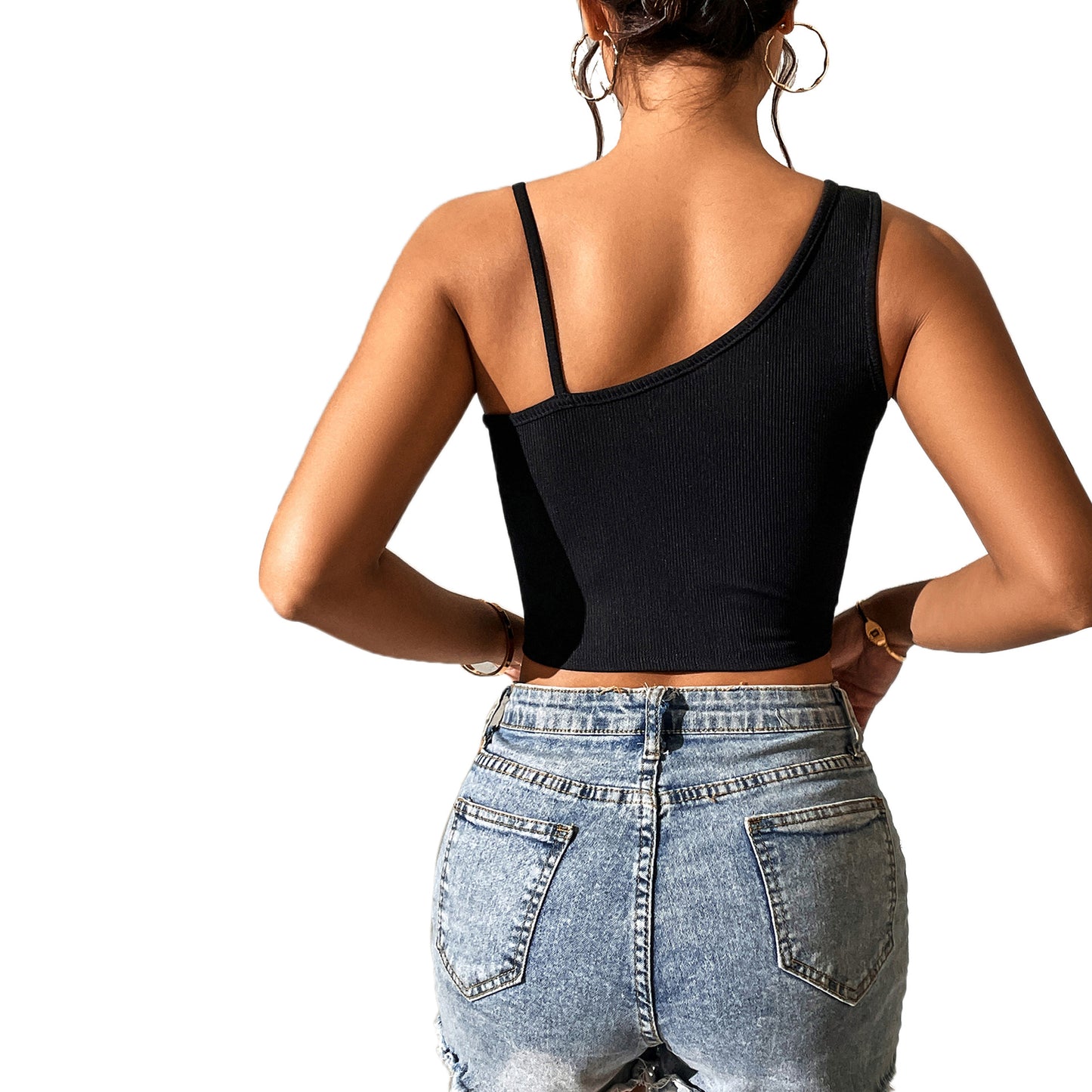 Femme Crop Top avec coupe asymétrique et détail en chaîne Chic und Stil