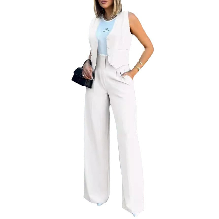 Elegant women's jacket with wide pants and sleeveless blazer Chic und Stil
