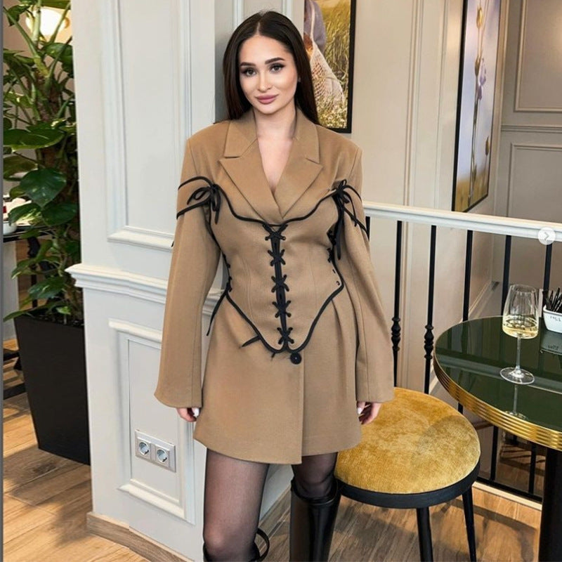 Blazer de couture à la mode pour femmes Chic und Stil