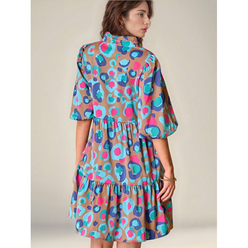 Robe courte à volants fluide pour femmes avec imprimé coloré Chic und Stil