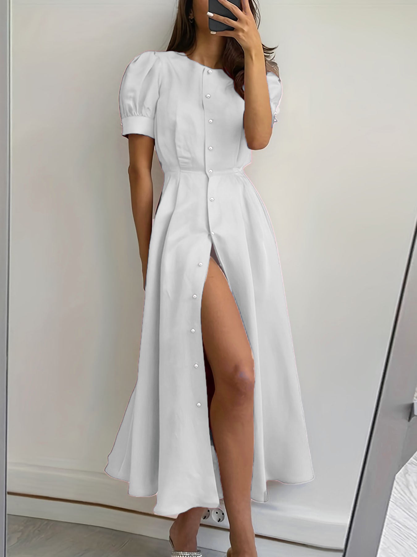 Robe maxi femme avec boutonnage, manches bouffantes et fente latérale Chic und Stil