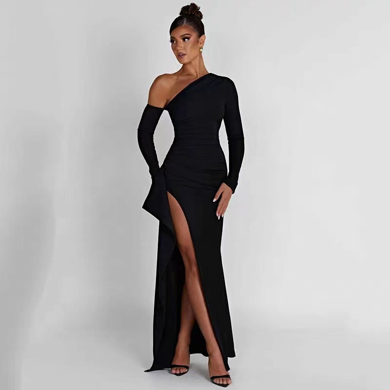 Robe de soirée à une épaule à fente haute Chic und Stil
