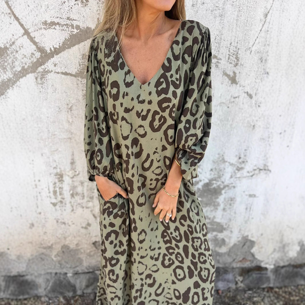 Robe maxi pour femmes avec un motif léopard moderne et des poches pratiques Chic und Stil