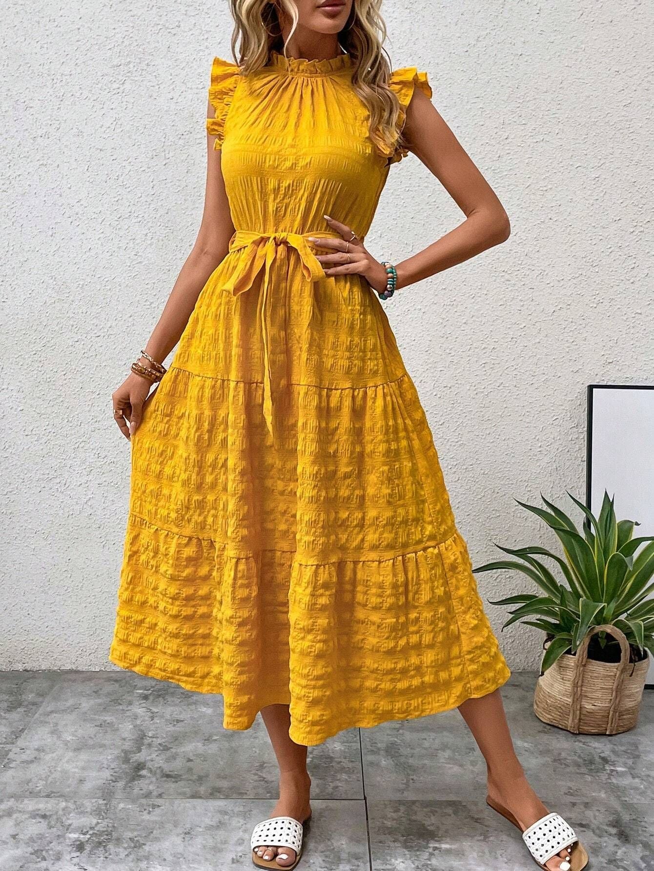 Robe midi femme avec manches volantées et ceinture à la taille Chic und Stil