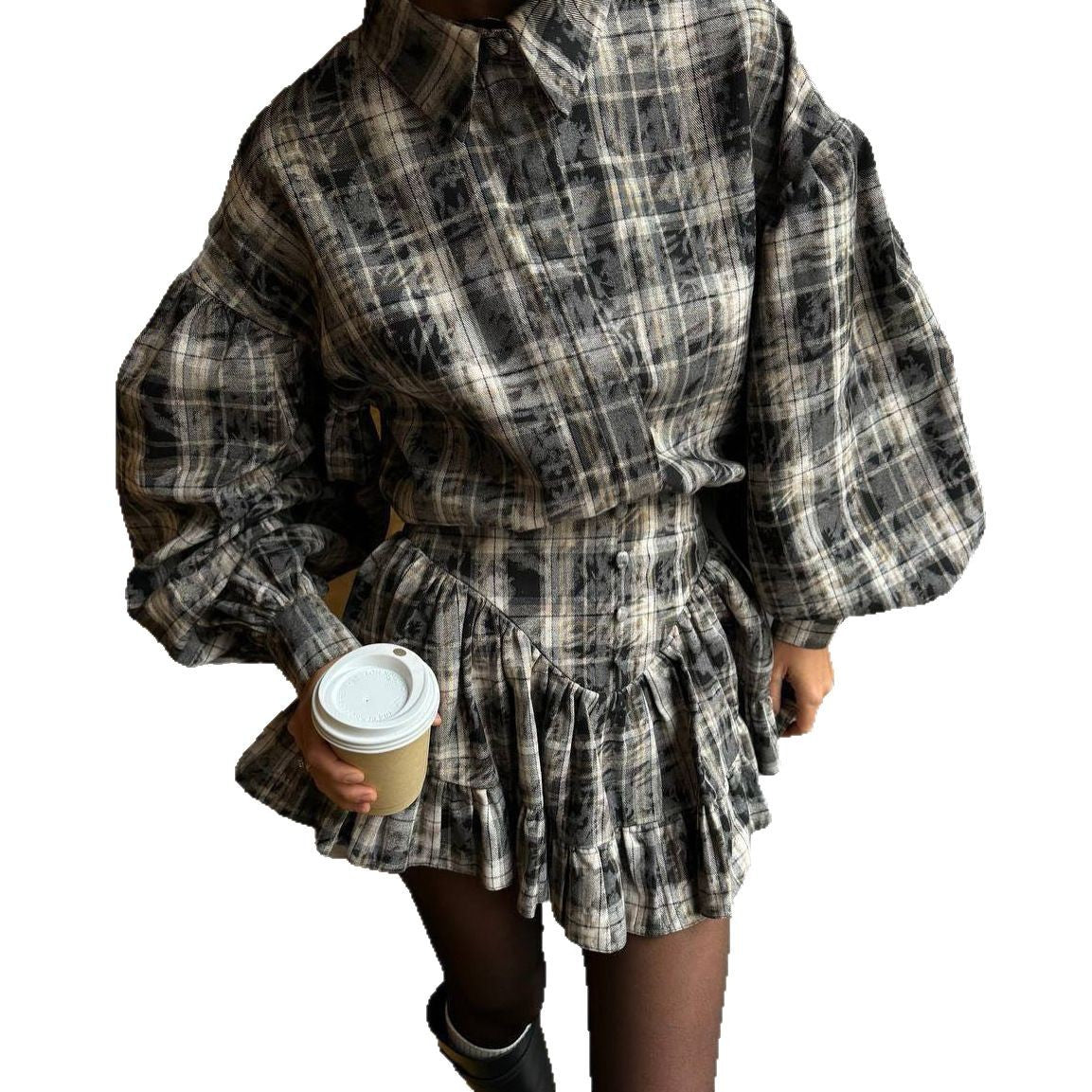 Robe carotte pour femmes avec des manches volumineuses et un ourlet en volants ludique Chic und Stil