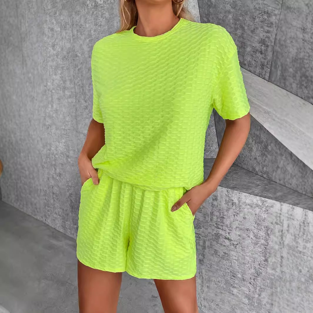 Shorts de loisirs pour femmes et ensemble de t-shirt en matériau structuré Chic und Stil
