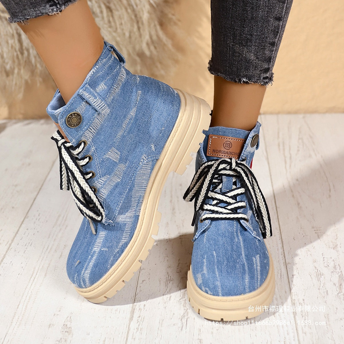 Bottes à lacets féminines avec broderie florale et semelle antidérapante Chic und Stil