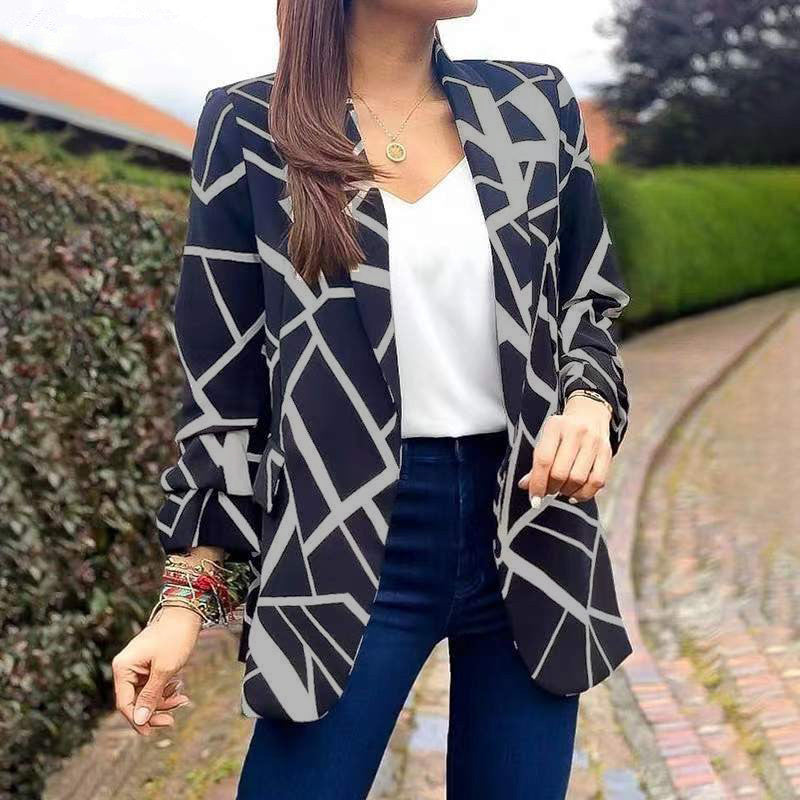 Veste pour femmes avec un motif géométrique moderne et une coupe décontractée Chic und Stil