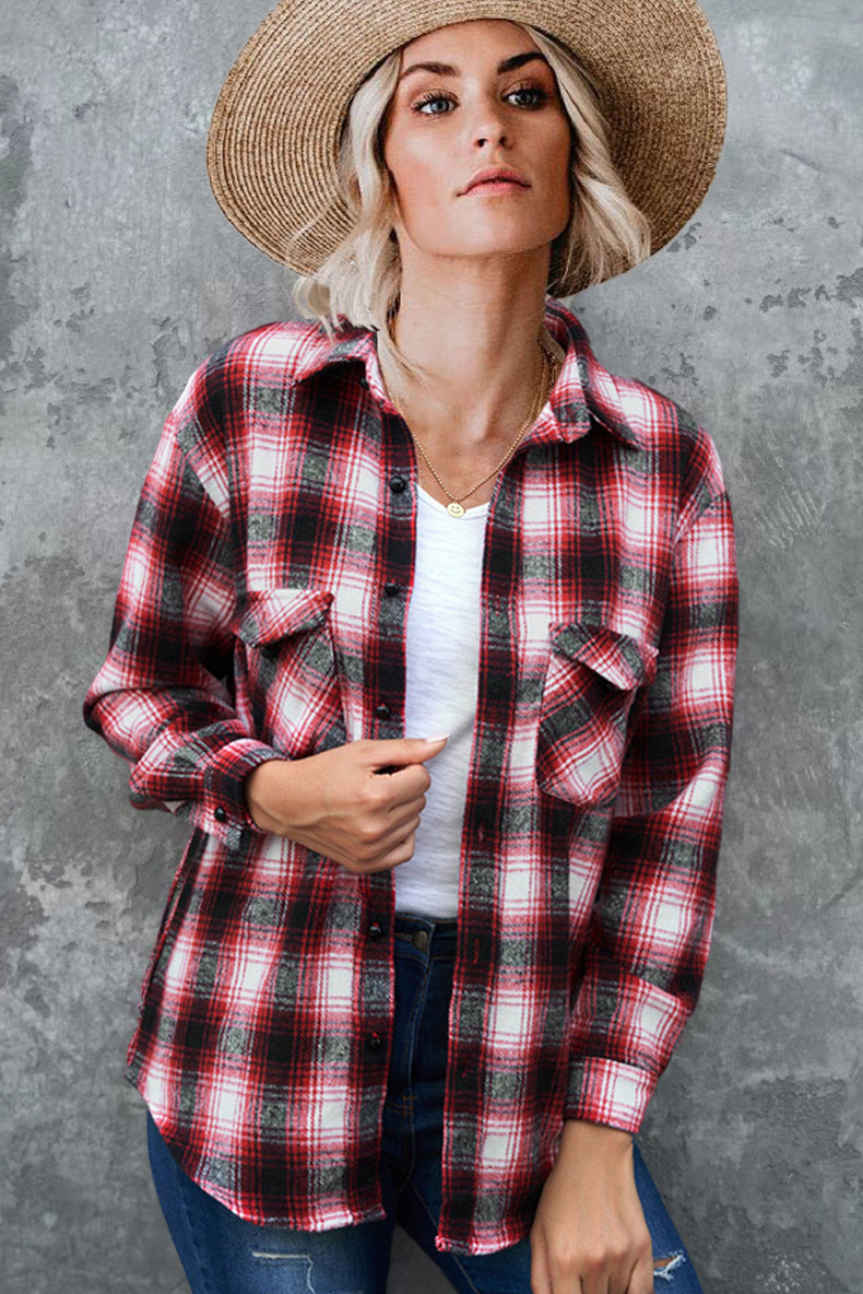 Chemise en flanelle pour femmes avec motif à carreaux et poches plaquées Chic und Stil