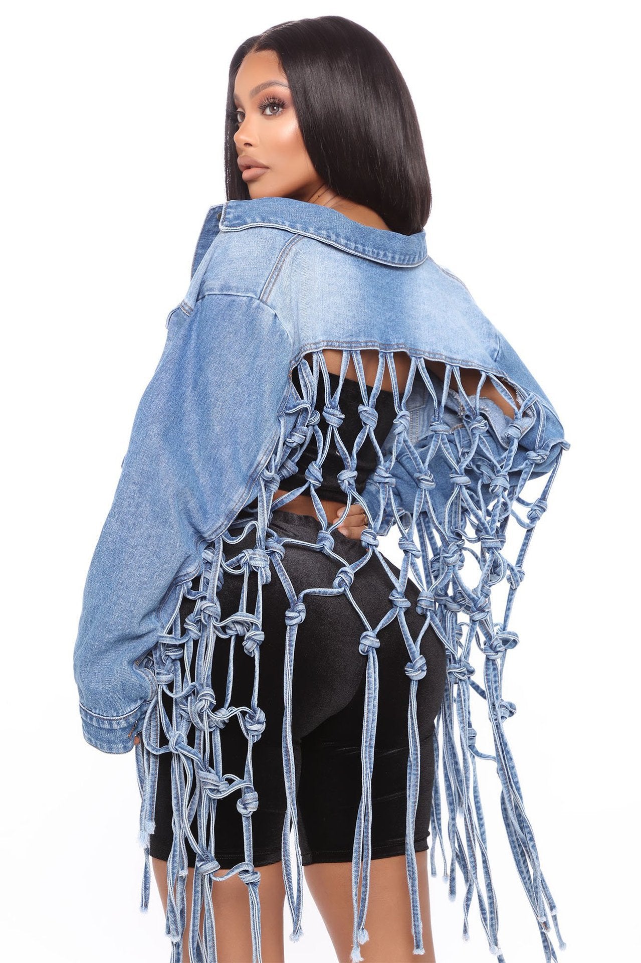 Veste en denim pour femmes avec un détail de nœud unique et une coupe décontractée Chic und Stil